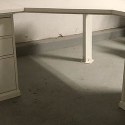 Corner Desk