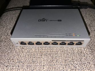 Ubiquiti 8 port Gigabit 4-POE Switch