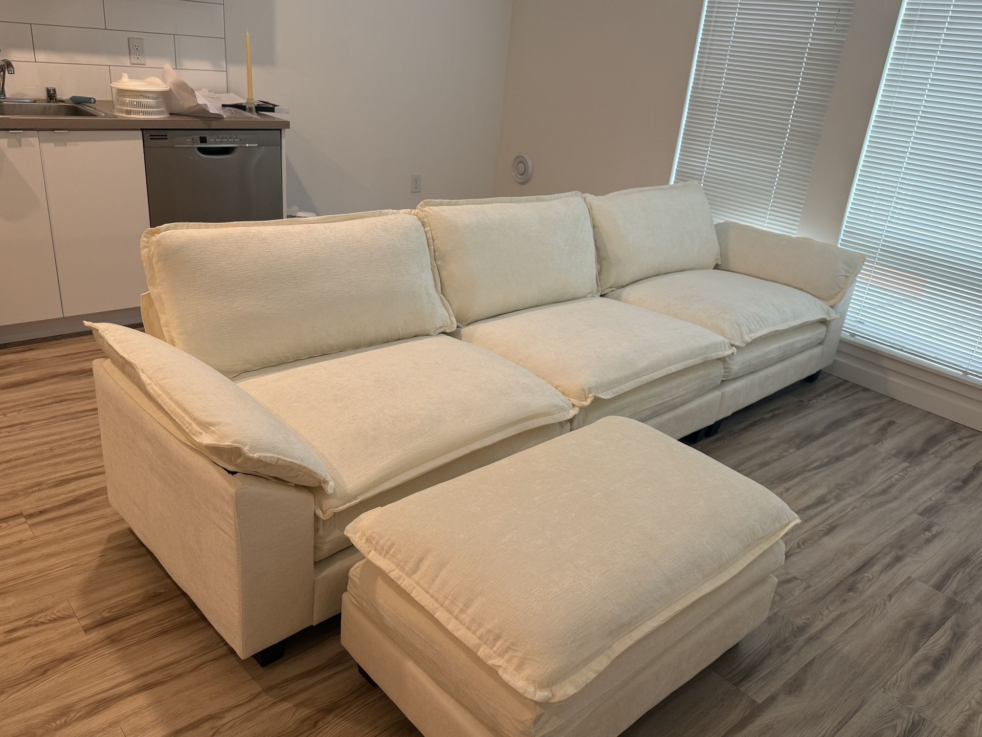 Cream Cloud Couch Brand New/ Never Used With Ottoman