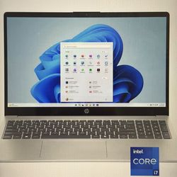 2023 HP 15.6” i7 16GB/512GB — Full HD Touch Screen
