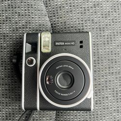 Fujifilm Polaroid Camera Instax Mini 40