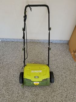 Sun Joe corded push lawn Dethatcher