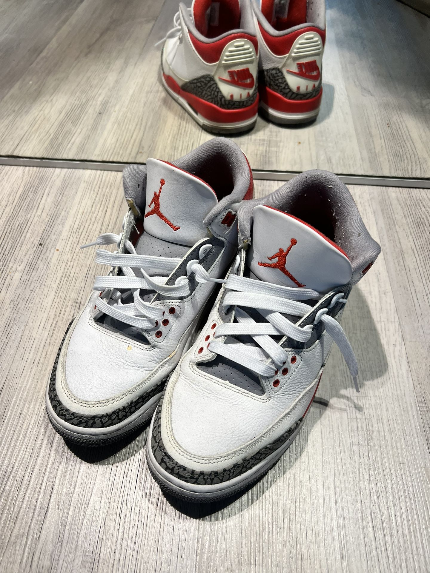 Jordan 3 Retro Fire Red 