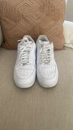 Nike Tennis Shoes Size 12