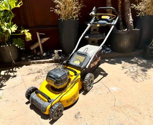 DEWALT DCMW220 20V MAX Lawn Mower – Bare Tool Only