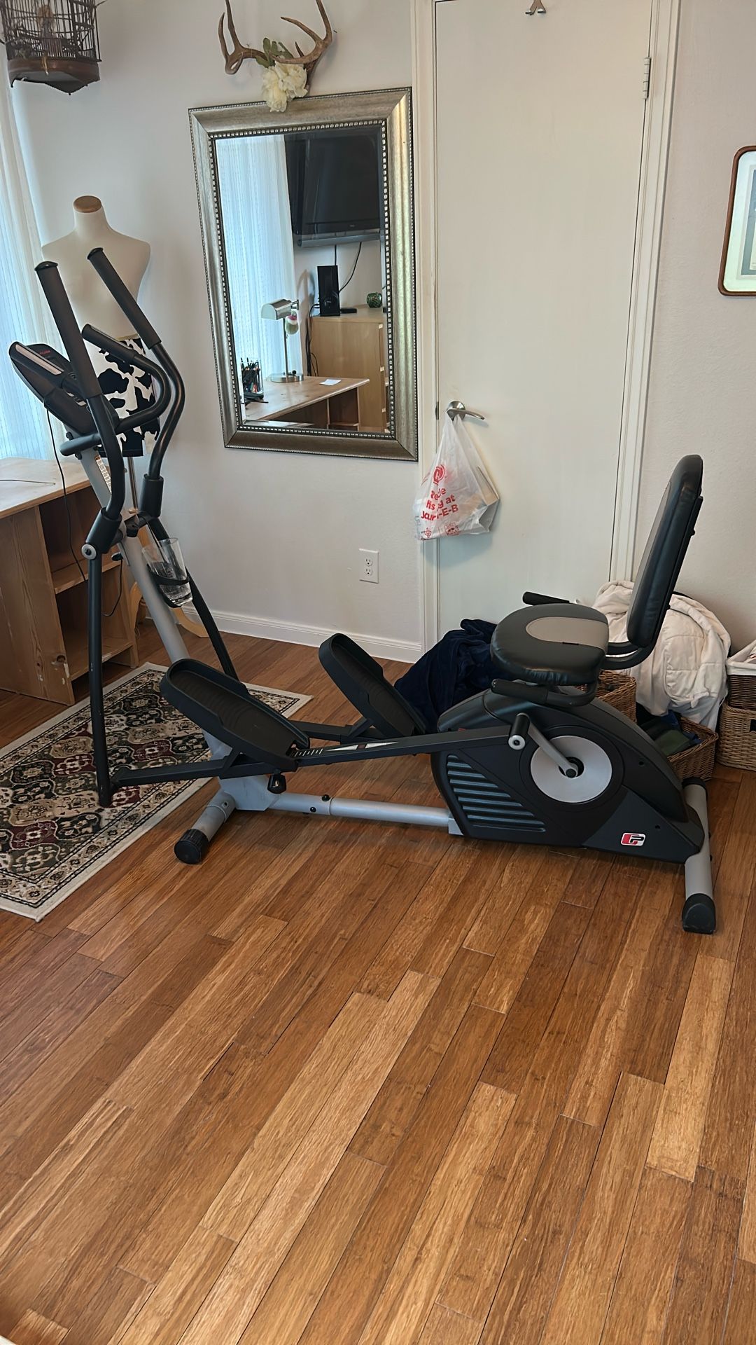 Pro-firma Elliptical