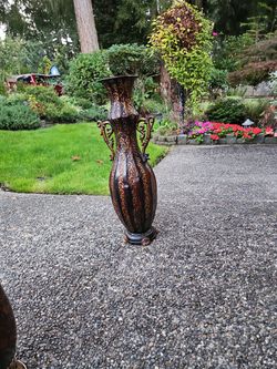 Metal Decor Vase 