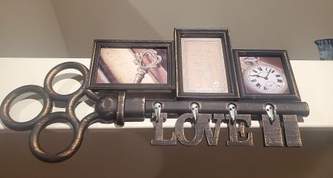 Rustic "Love" Key-Shaped Picture Frame Collage & Key Rack Holder