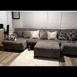 Ashley’s Sectional 