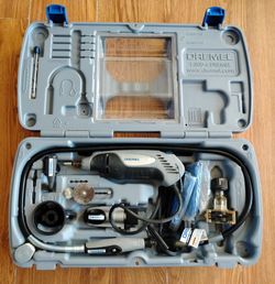 Dremel w/accessories