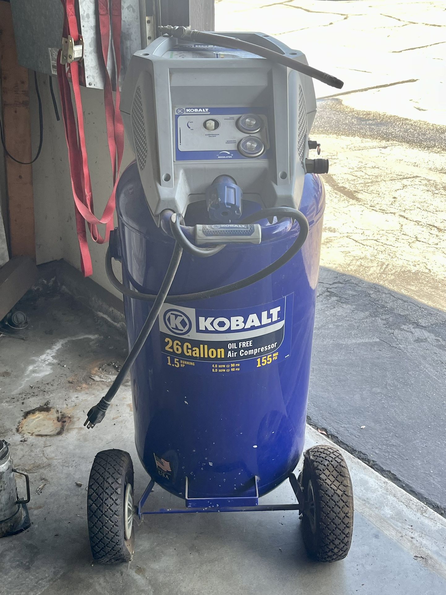 Kobalt 30-Gal 175 PSI Air Compressor