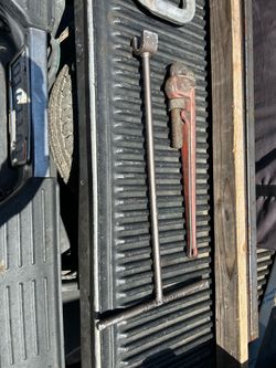 Water main shut off wrench