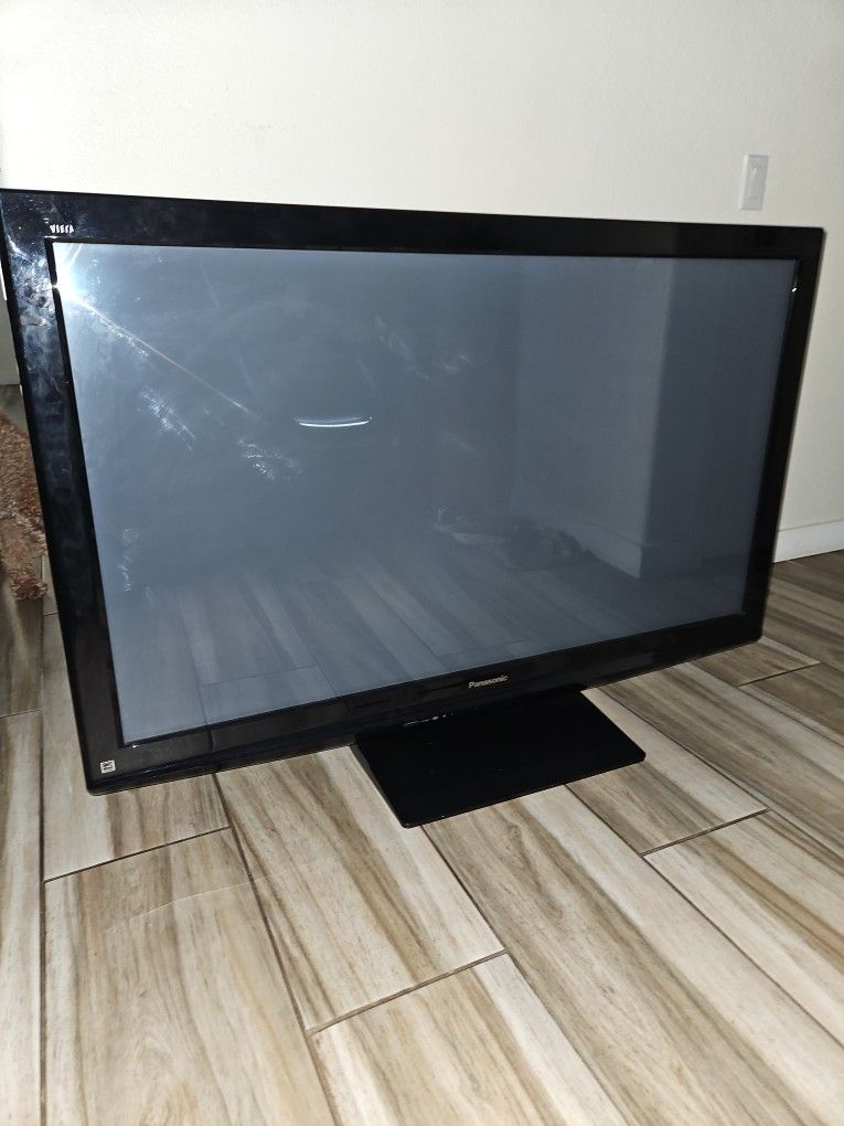 50" TV