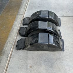 3 Trailer Fenders 