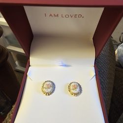 10k Gold Vintage, Porcelain Rose Painted Earrings