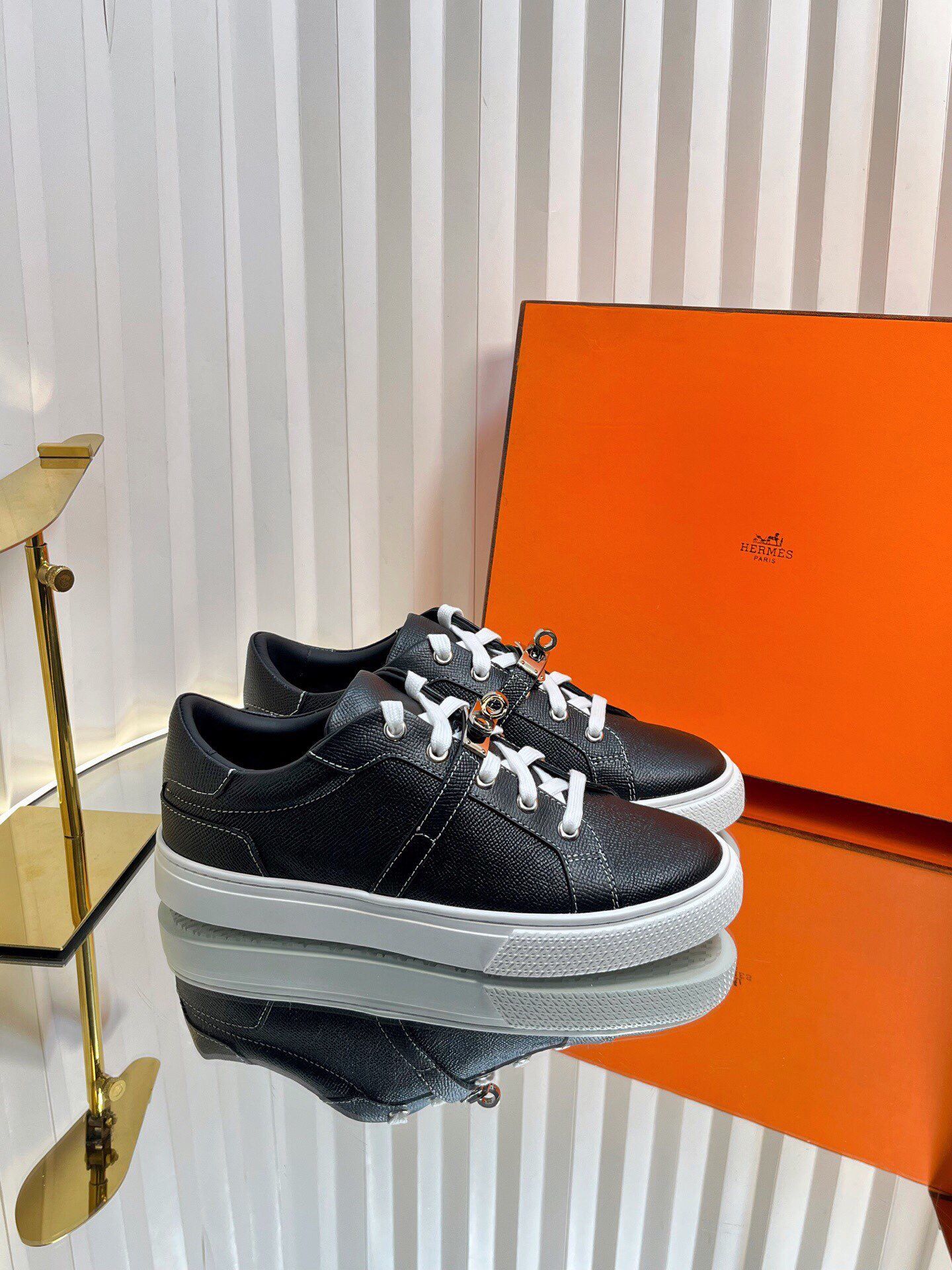 Hermes Men’s Shoes With Box New 