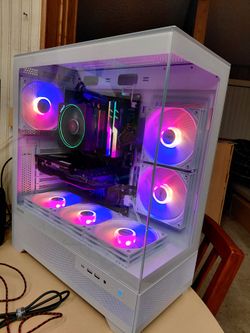 Custom Built Gaming PC (Ryzen 5 3500X 6 Cores, 32GB DDR4 3600MHz, 256GB NVMe,  AMD RX 6600M)