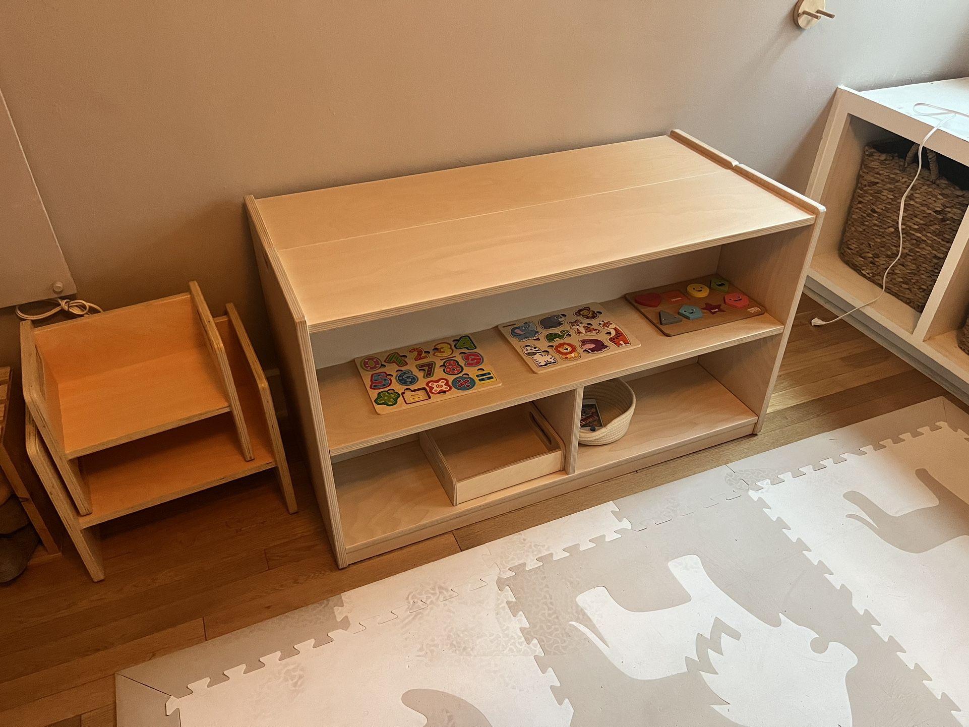 Lovevery Montessori playshelf Toy Storage