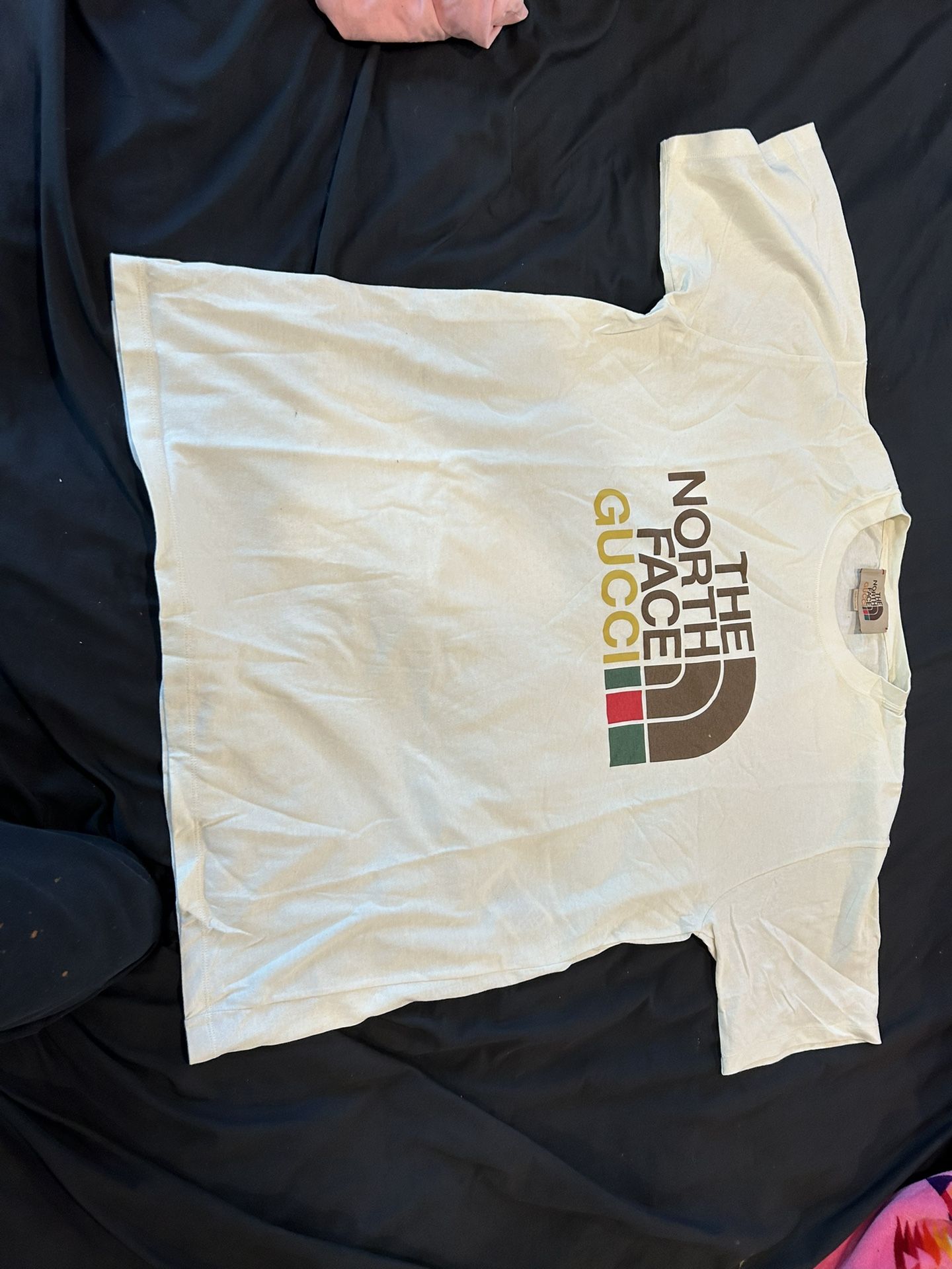 The NorthFace Gucci XL Men’s Shirt