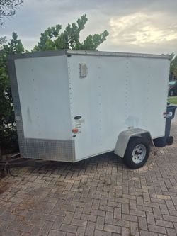 Enclosed trailer 5x10