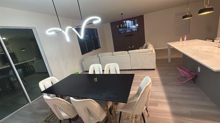 Dinning table