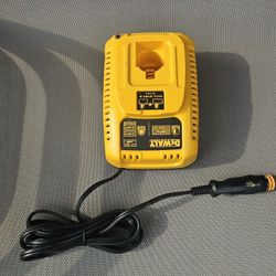Dowalt drill charger