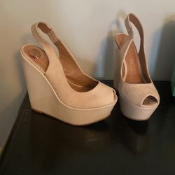 Aldo wedge Heels