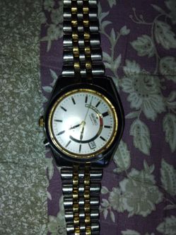 Collectible Seiko old skool kinetic watch ,with clear backing