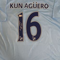 Sergio Agüero signed Manchester United jersey W/COA