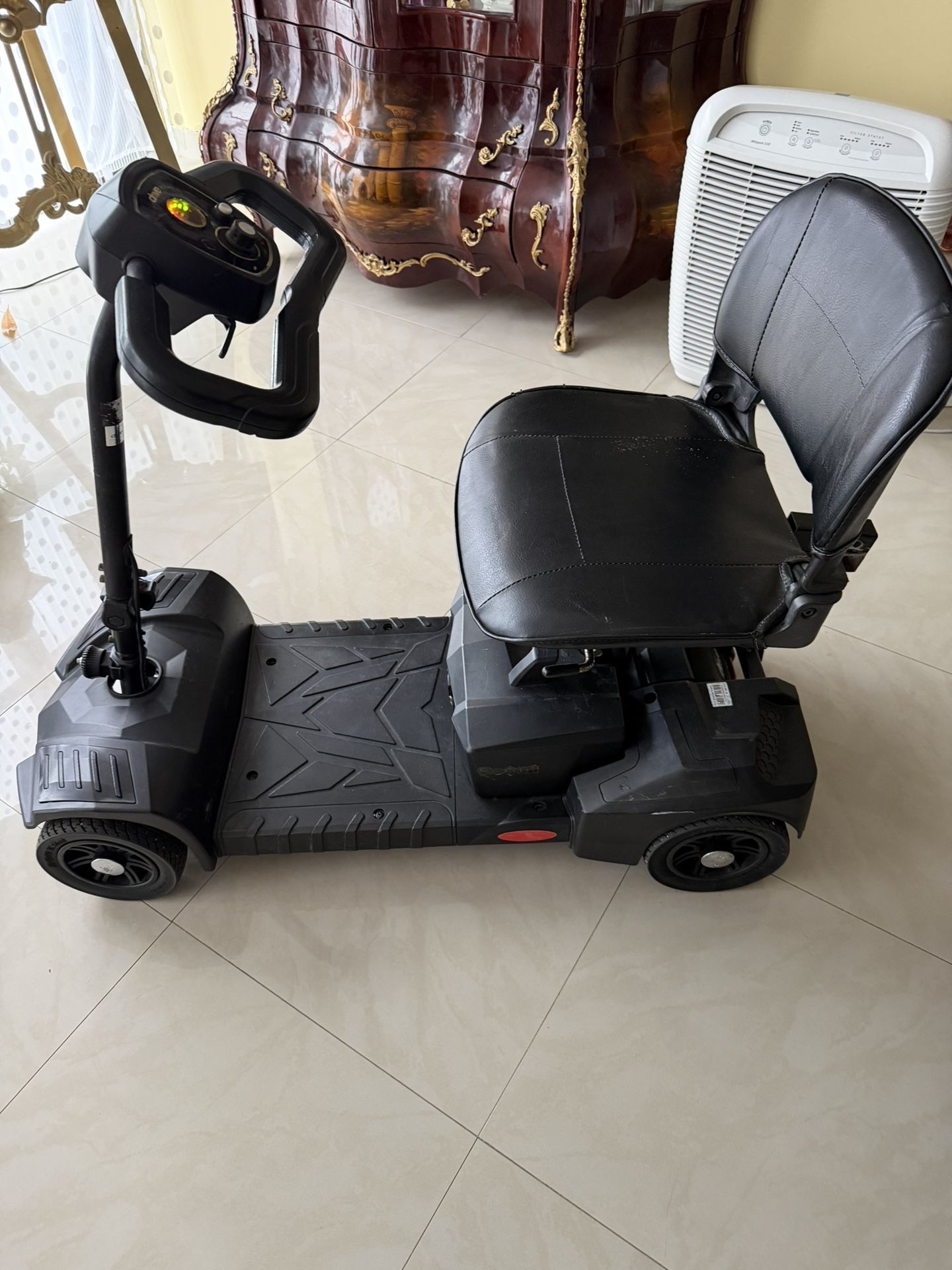 4 Wheels Drive Mobility Scooter With Lithium Battery