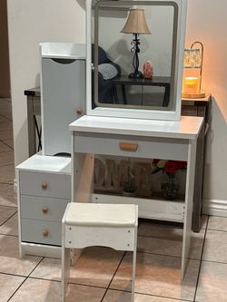 Vanity with chair
