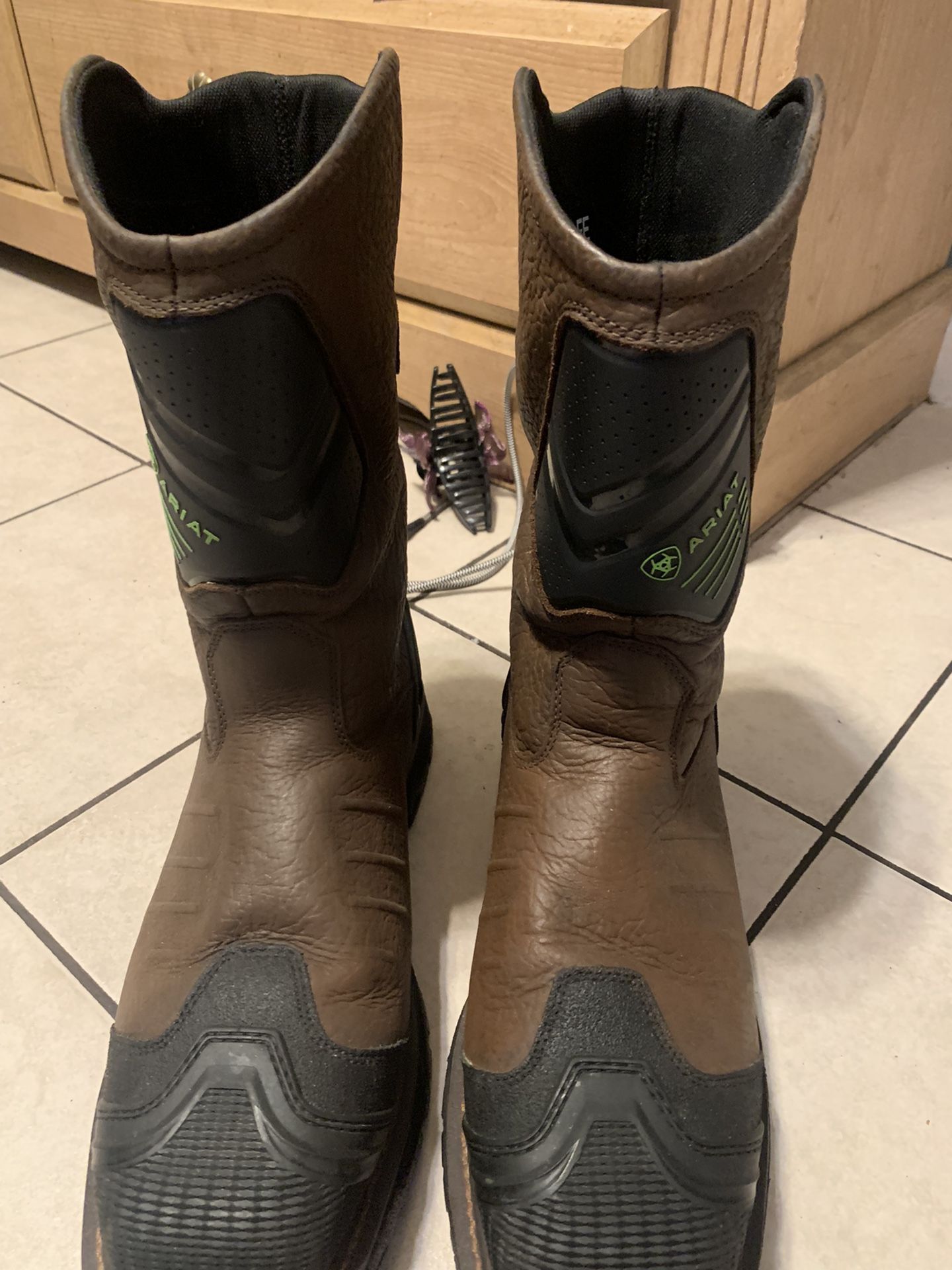 Catalyst VX Work Wide Square Toe Waterproof Composite Toe Work Boot