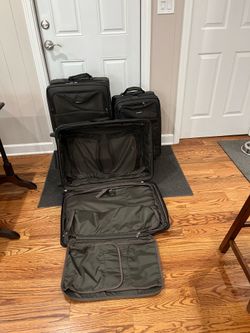 3 piece Briggs&Stratton luggage set