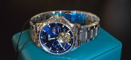 BiBi   Luxury  Automatic Men's Watch,Moon Phase, Blue dial.