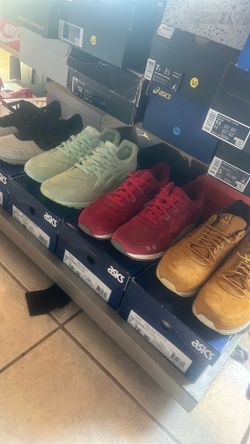 Asics Sneakers all for 50$
