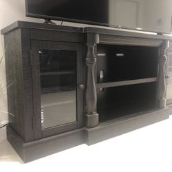 Black Distressed Mallacar TV Stand