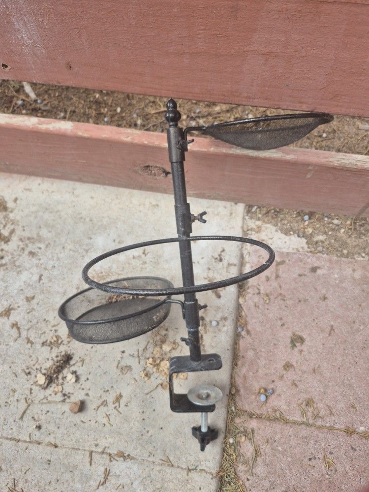 Urban Deco Bird Feeder With Bird Bath