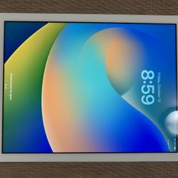 Apple iPad 6th Generation 32GB Unlocked Like New!