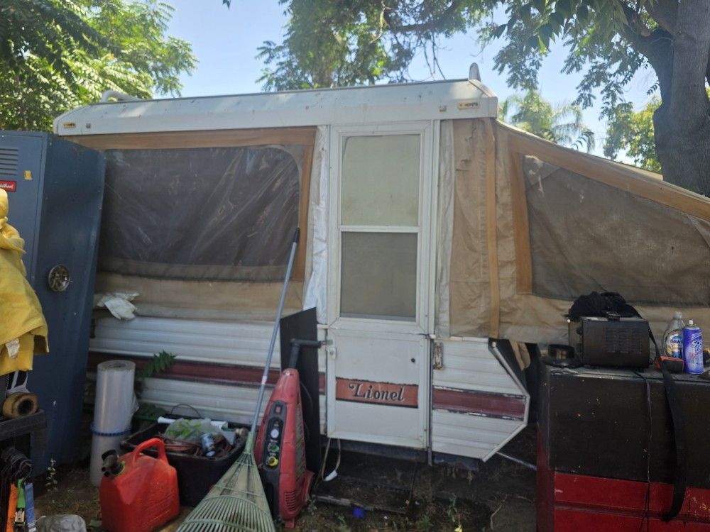 Pop Up Camper