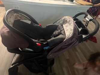 Car seat and stroller combo