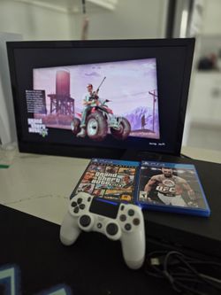 PS4, DualShock Controller and 2 Games