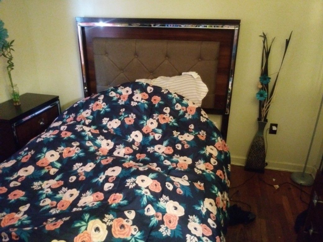 Juego de cuarto nuevo
