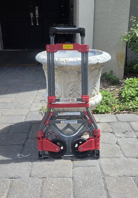 Milwaukee Folding Hand Truck