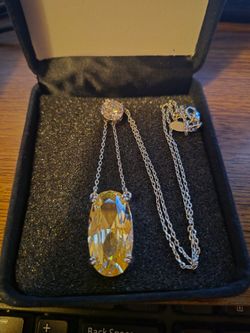 Yellow sapphire stone oval shape necklace