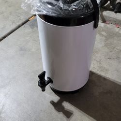 Insulated beverage dispenser 12L spout & legs