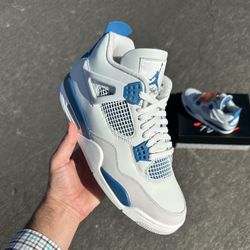Jordan 4 Retro Military Blue Men’s Size 11