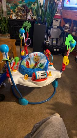 Baby Jumper Price 25$ Pick Up. E.  72.   and Grand View. E.  Ta