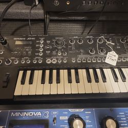 Roland Jdxi Synthesizer