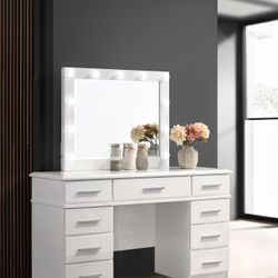 Beautiful vanity set