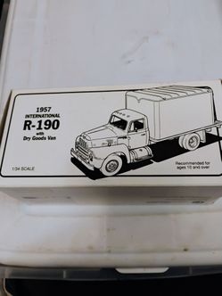 Diecast truck new    .1957
